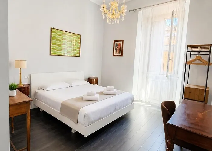Domus Brunetti 24 *